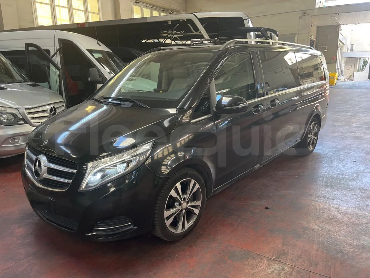 Mercedes-Benz Viano - Minibus, Passenger van: picture 4 Mercedes-Benz Viano - Minibus, Passenger van: picture 4