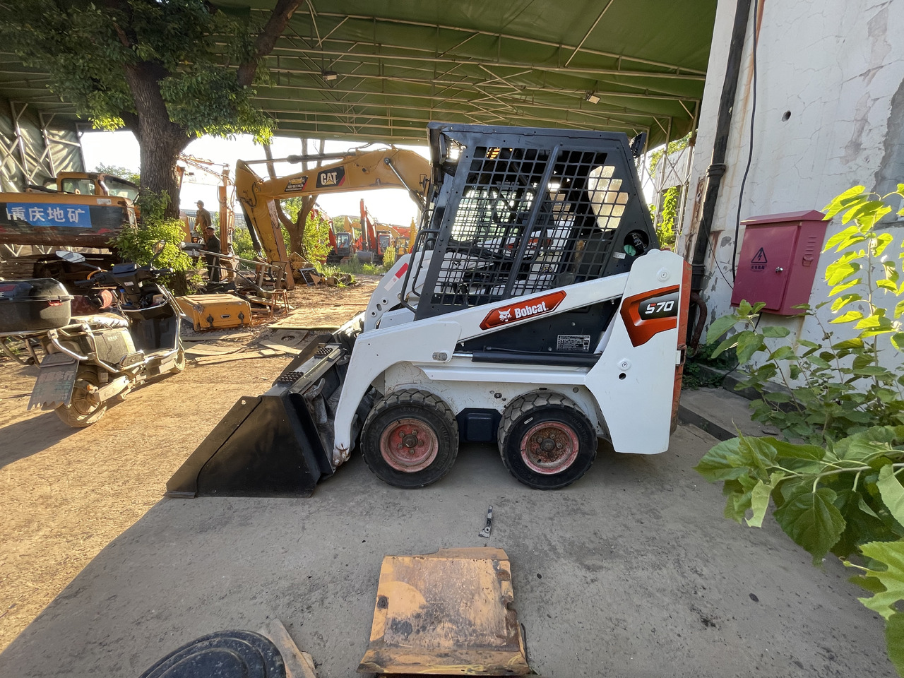 Bobcat S70 Skid-Steer Loader - Skid steer loader: picture 1 Bobcat S70 Skid-Steer Loader - Skid steer loader: picture 1