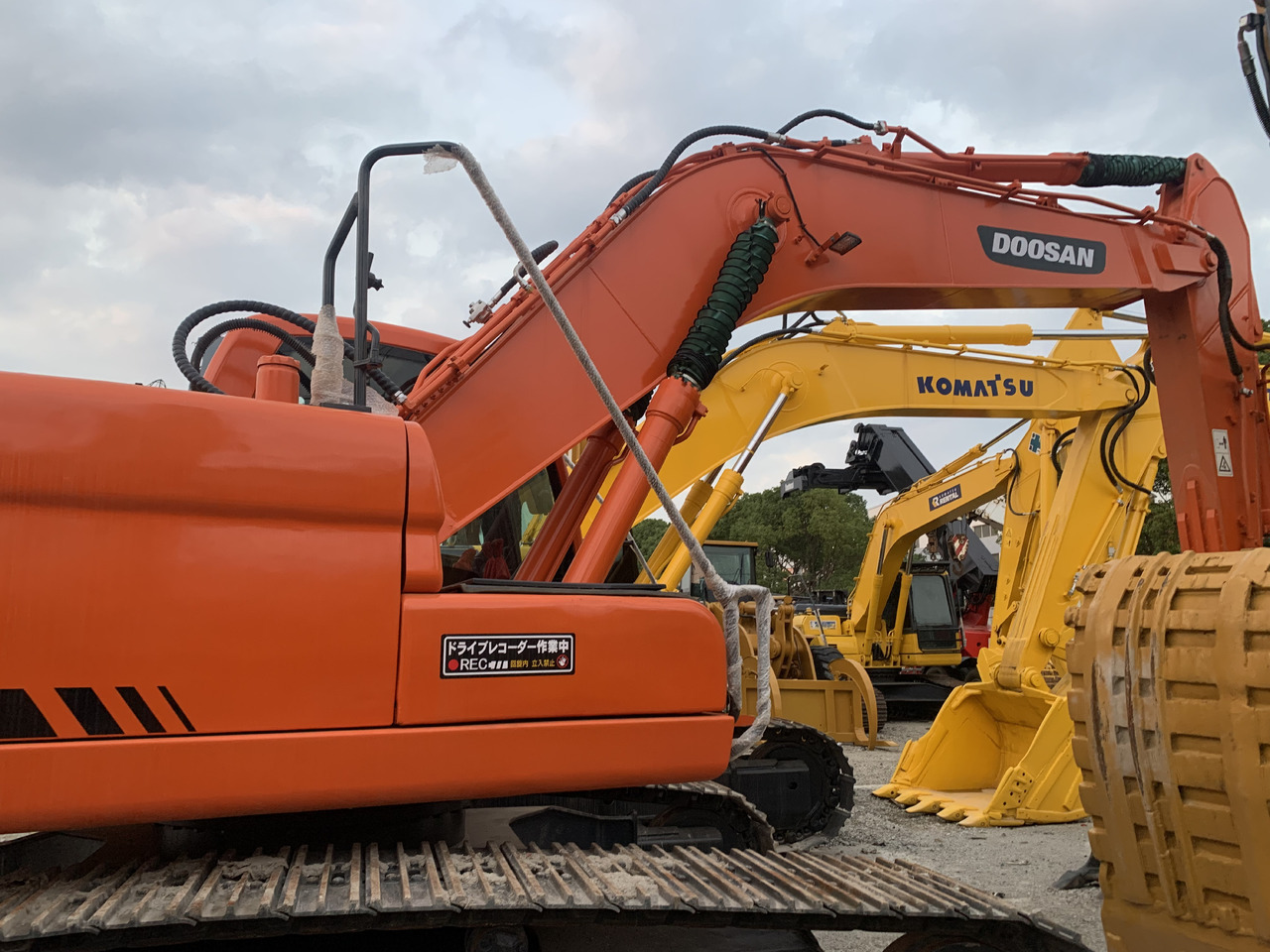 DOOSAN DX225LC - Wheel excavator: picture 2 DOOSAN DX225LC - Wheel excavator: picture 2
