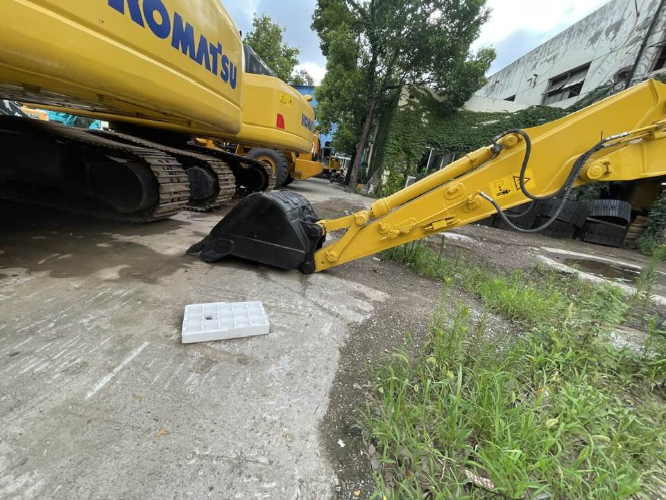 Wheel excavator Komatsu PC160LC: picture 10
