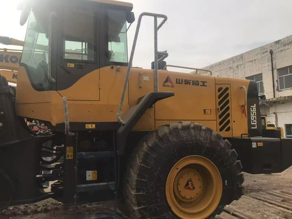 SDLG LG956L - Wheel loader: picture 3 SDLG LG956L - Wheel loader: picture 3