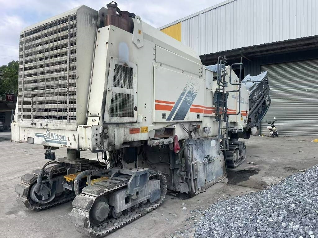 Wirtgen W2000 - Cold planer: picture 3 Wirtgen W2000 - Cold planer: picture 3