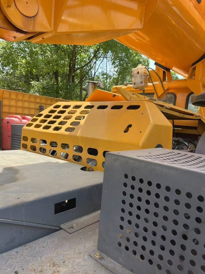 XCMG QY70K-II - All terrain crane: picture 4 XCMG QY70K-II - All terrain crane: picture 4