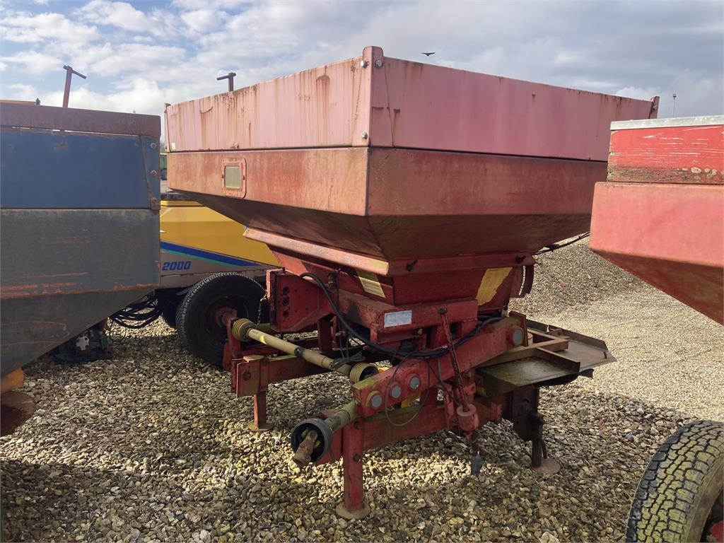 Bredal B2 LIFTOPHÆNGT - Fertilizer spreader: picture 3 Bredal B2 LIFTOPHÆNGT - Fertilizer spreader: picture 3