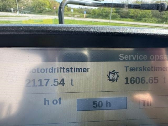 New Holland CR9.90 TIER4 leasing New Holland CR9.90 TIER4: picture 7 New Holland CR9.90 TIER4 leasing New Holland CR9.90 TIER4: picture 7