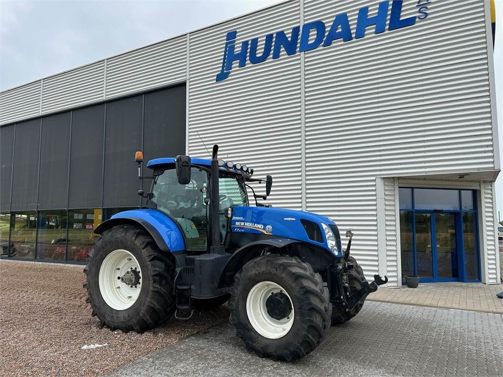 New Holland T7.270AC KEY - Farm tractor: picture 1 New Holland T7.270AC KEY - Farm tractor: picture 1