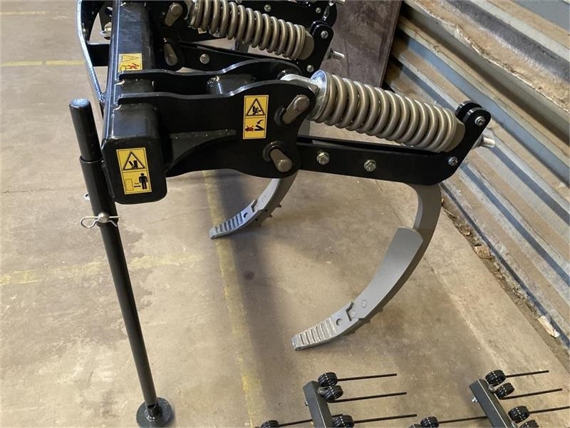 Agro-Tom 4 meter m. lift - Cultivator: picture 3 Agro-Tom 4 meter m. lift - Cultivator: picture 3