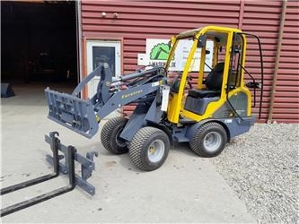 Eurotrac W11 - Compact loader: picture 1 Eurotrac W11 - Compact loader: picture 1