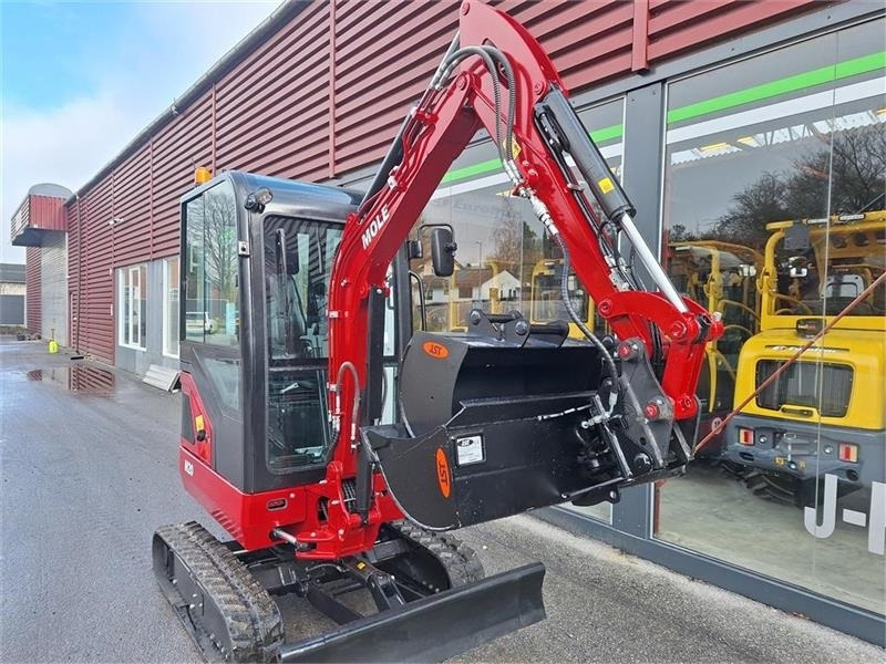 Mole M20  - Mini excavator: picture 2 Mole M20  - Mini excavator: picture 2