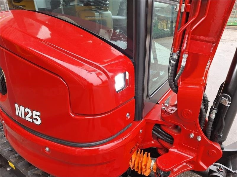 Mole M25  - Mini excavator: picture 4 Mole M25  - Mini excavator: picture 4