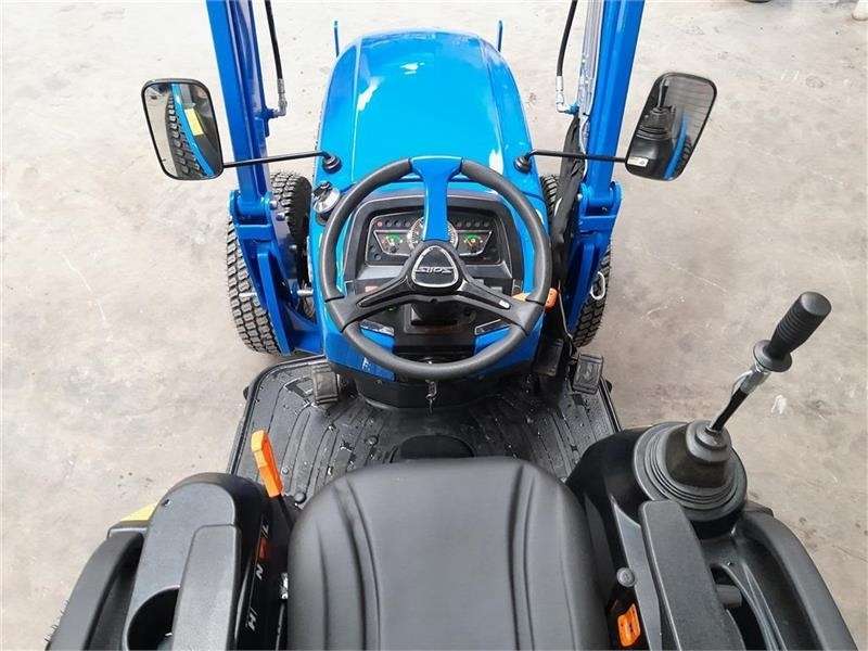 Municipal tractor Solis 26 hst: picture 6 Municipal tractor Solis 26 hst: picture 6