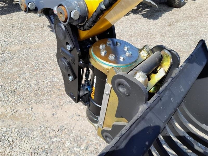 XCMG XE20E - Mini excavator: picture 3 XCMG XE20E - Mini excavator: picture 3