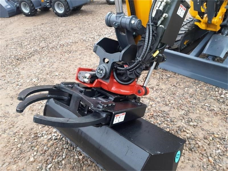 XCMG Xe27e Med rotortilt - Mini excavator: picture 3 XCMG Xe27e Med rotortilt - Mini excavator: picture 3