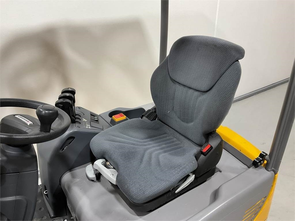Jungheinrich EFG 113 - Electric forklift: picture 5 Jungheinrich EFG 113 - Electric forklift: picture 5