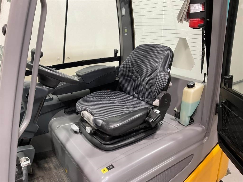 Jungheinrich EFG 425 K - Electric forklift: picture 5 Jungheinrich EFG 425 K - Electric forklift: picture 5