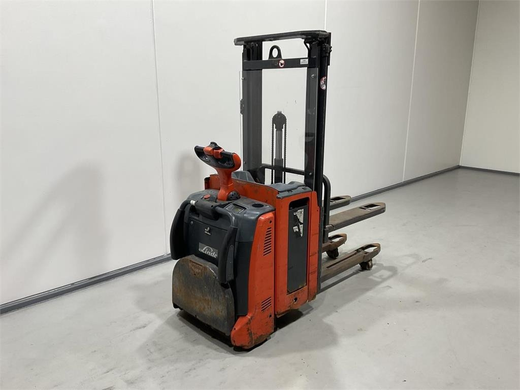 Linde L12L AP - Stacker: picture 2 Linde L12L AP - Stacker: picture 2