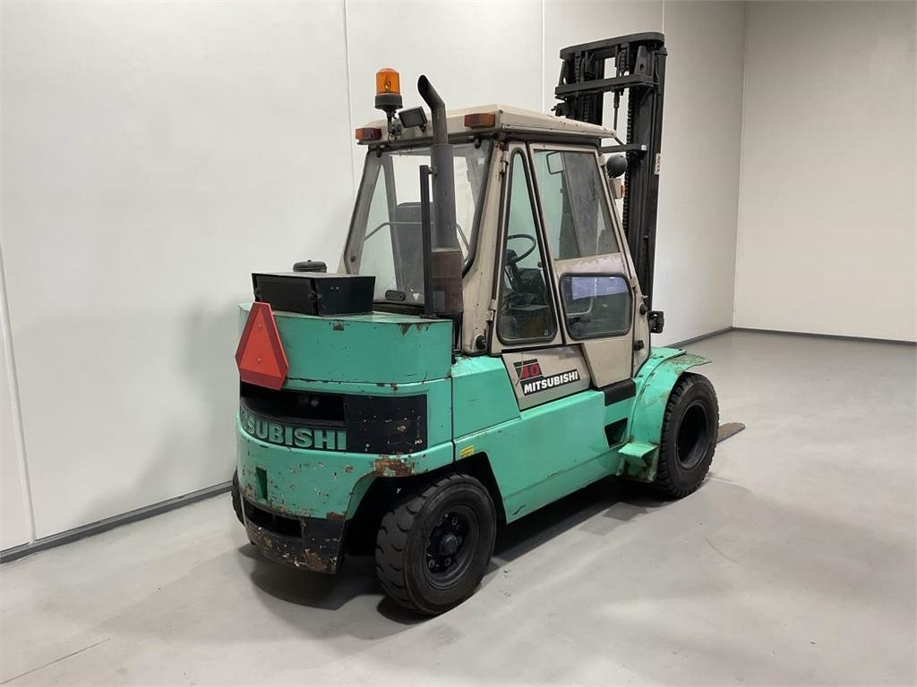 Mitsubishi FD40T - Diesel forklift: picture 2 Mitsubishi FD40T - Diesel forklift: picture 2
