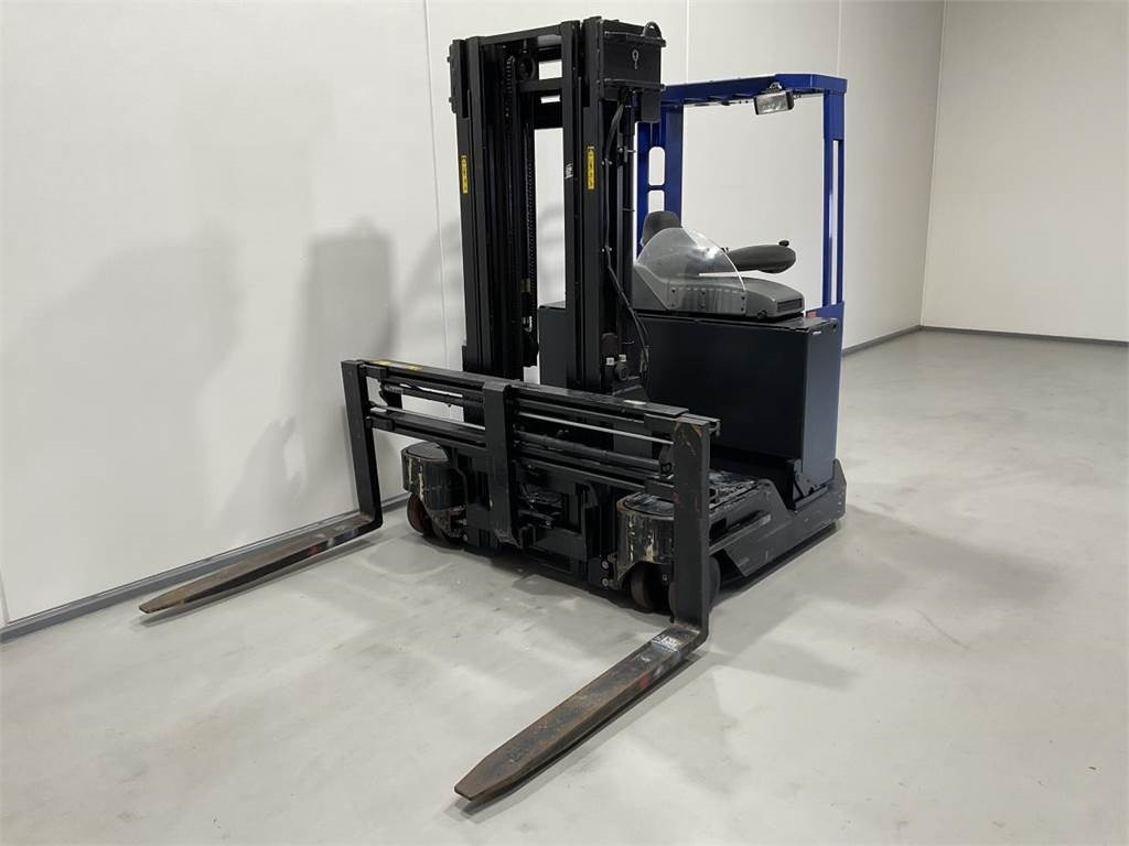 Rocla TEM25 TREV 4800 - 4-way reach truck: picture 5 Rocla TEM25 TREV 4800 - 4-way reach truck: picture 5
