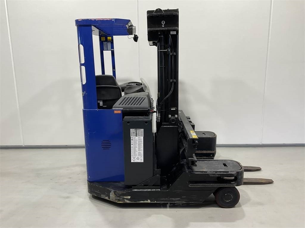 Rocla TEM25 TREV 4800 - 4-way reach truck: picture 1 Rocla TEM25 TREV 4800 - 4-way reach truck: picture 1