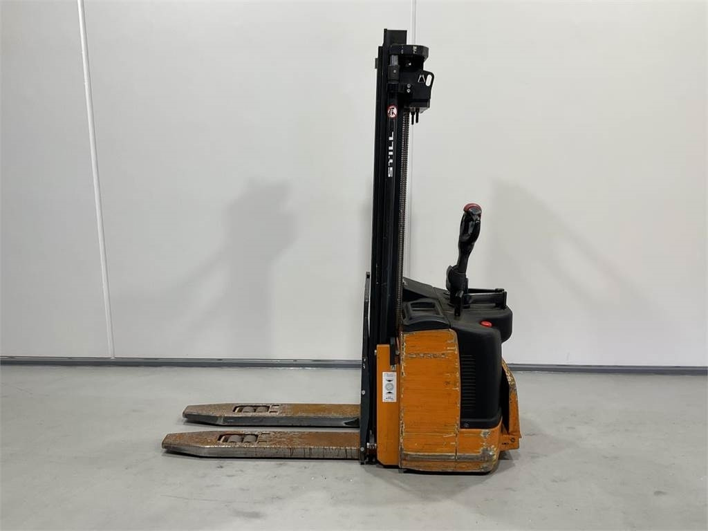 Still EFGV S14 - Stacker: picture 3 Still EFGV S14 - Stacker: picture 3