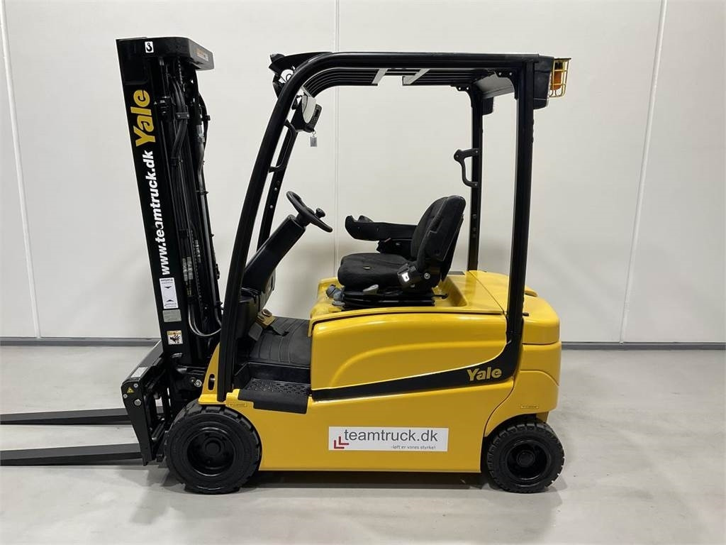 Yale ERP18VF - Electric forklift: picture 3 Yale ERP18VF - Electric forklift: picture 3