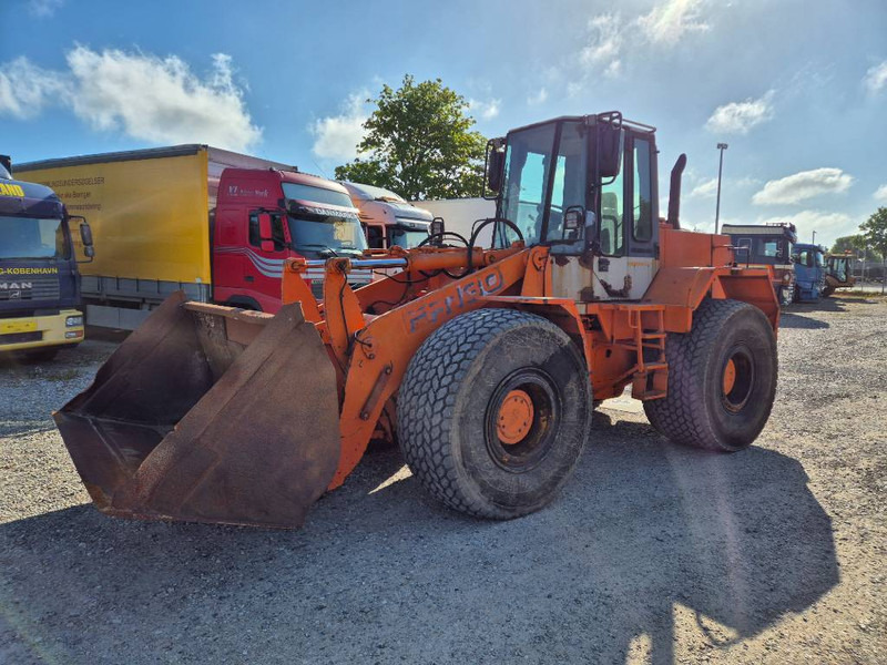 Hitachi FR 130 - Wheel loader: picture 1 Hitachi FR 130 - Wheel loader: picture 1