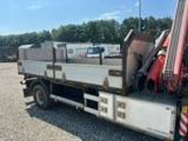 Iveco Eurocargo 120 EL 210hp / Fassi 80A Year 2012 + Tip - Crane truck: picture 4 Iveco Eurocargo 120 EL 210hp / Fassi 80A Year 2012 + Tip - Crane truck: picture 4