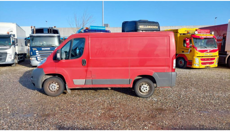 Peugeot Boxer 330 2,2 HDi - Panel van: picture 5 Peugeot Boxer 330 2,2 HDi - Panel van: picture 5