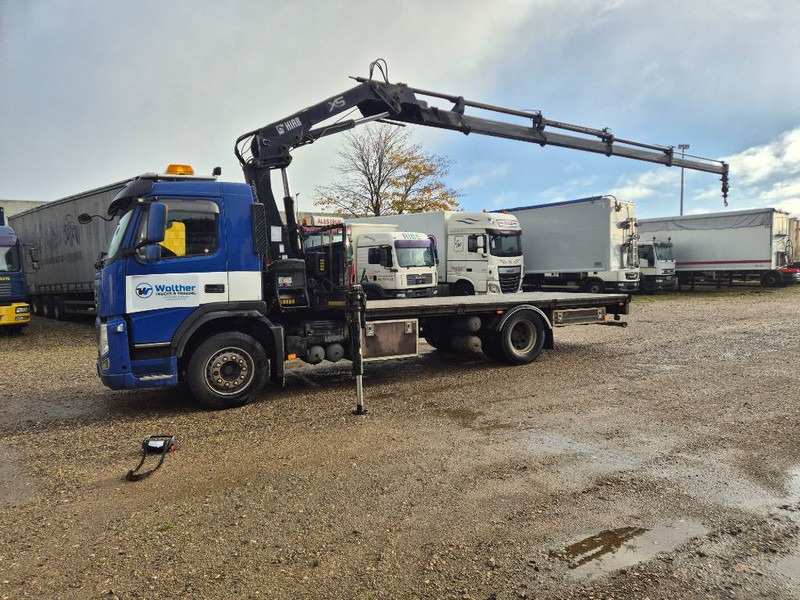 Volvo FM 330 4x2 // Hiab 122 ES-4 HIDUO // - Crane truck: picture 2 Volvo FM 330 4x2 // Hiab 122 ES-4 HIDUO // - Crane truck: picture 2