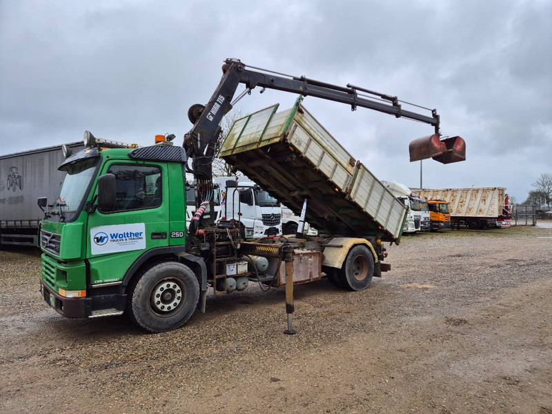 Volvo FM 7 250 // 4x2 // HIAB 115-3 Radio// Tipper - Crane truck: picture 1 Volvo FM 7 250 // 4x2 // HIAB 115-3 Radio// Tipper - Crane truck: picture 1