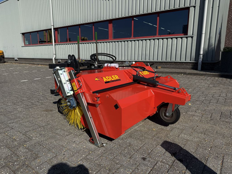 ADLER K600-150 Veegmachine - Road sweeper: picture 4 ADLER K600-150 Veegmachine - Road sweeper: picture 4