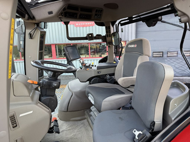 Case IH Puma 240 CVXDrive - Farm tractor: picture 5 Case IH Puma 240 CVXDrive - Farm tractor: picture 5