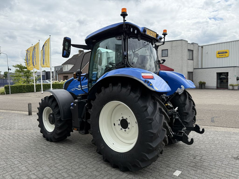 New Holland T6.180 AC Stage V - Farm tractor: picture 2 New Holland T6.180 AC Stage V - Farm tractor: picture 2