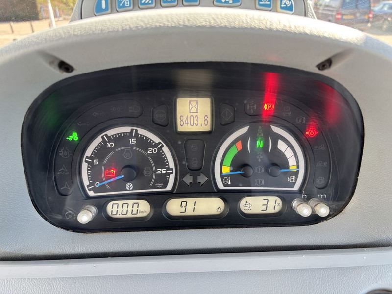 Farm tractor New Holland T7.245 Auto Command MY18: picture 12