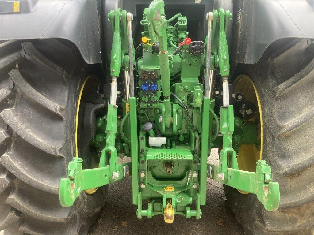JOHN DEERE 6R 185 - Farm tractor: picture 5 JOHN DEERE 6R 185 - Farm tractor: picture 5