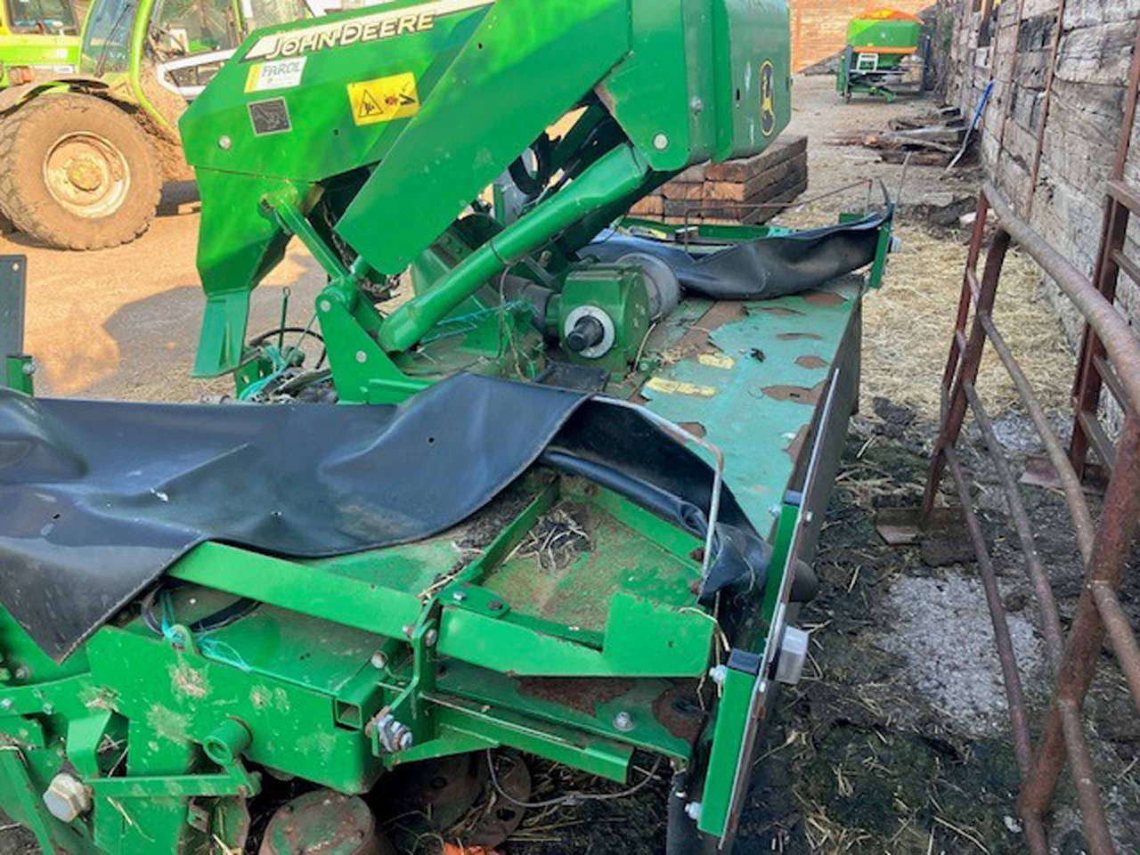 John Deere 131 - Tedding equipment: picture 3 John Deere 131 - Tedding equipment: picture 3