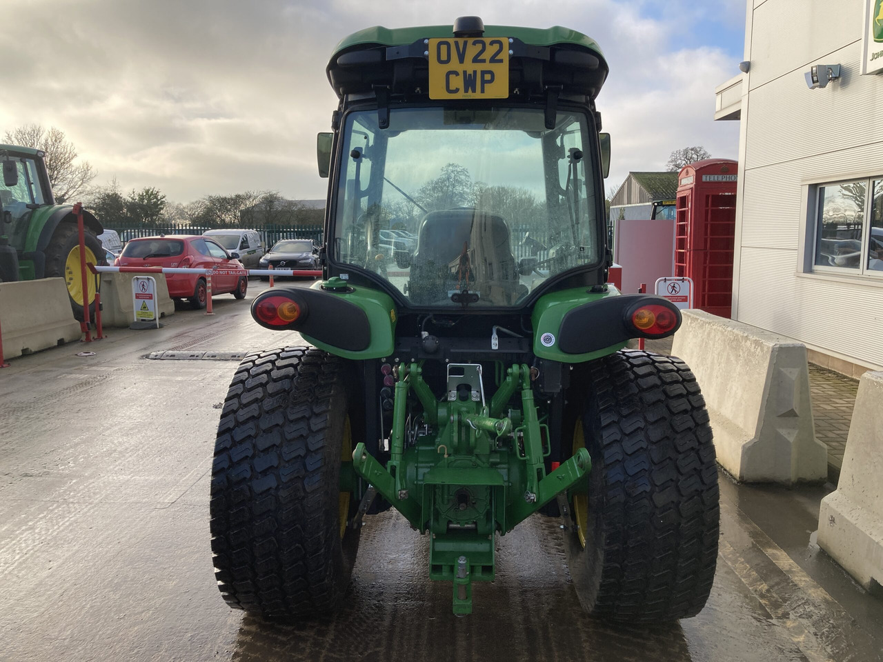 John Deere 4066R Compact Tractor - Mini tractor: picture 4 John Deere 4066R Compact Tractor - Mini tractor: picture 4