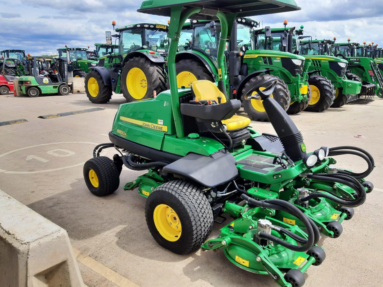 John Deere 8800A TerrainCut Mower - Garden mower: picture 3 John Deere 8800A TerrainCut Mower - Garden mower: picture 3