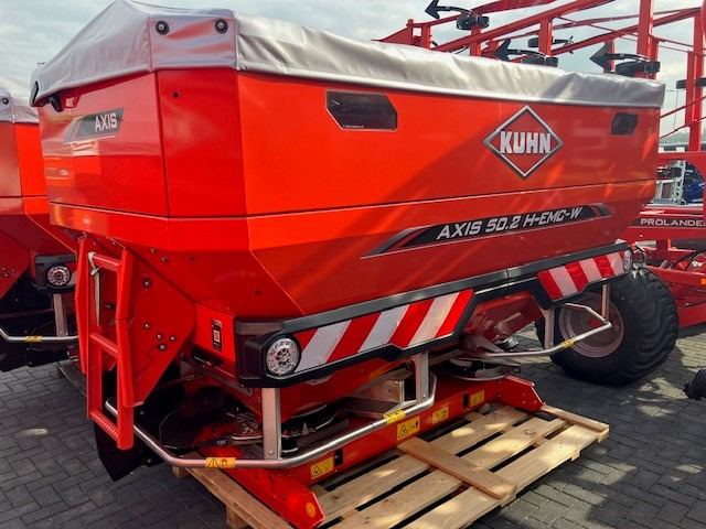 Kuhn AXIS 50.2 H EMC W ISO PRO - Fertilizer spreader: picture 1 Kuhn AXIS 50.2 H EMC W ISO PRO - Fertilizer spreader: picture 1
