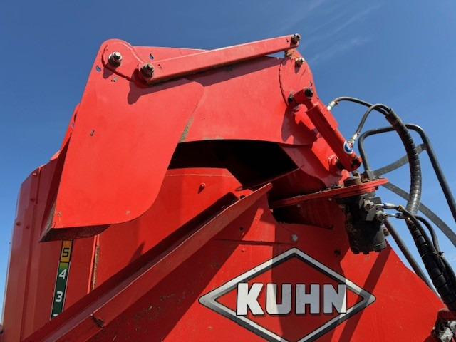 Kuhn Profile 18.2DS - Forage mixer wagon: picture 5 Kuhn Profile 18.2DS - Forage mixer wagon: picture 5
