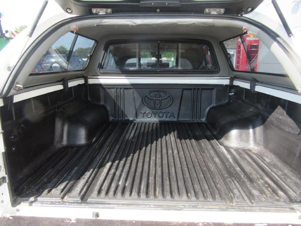 Pickup truck TOYOTA HILUX ICON D-4D 4WD DOUBLE CAB: picture 12