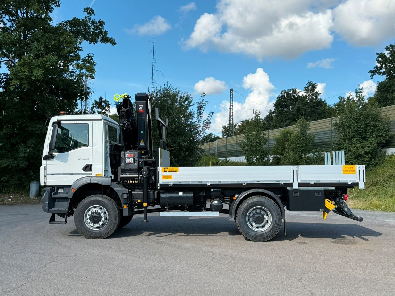 MAN TGM 18.320 4x4 Hiab 228-4 Kran - Crane truck: picture 4 MAN TGM 18.320 4x4 Hiab 228-4 Kran - Crane truck: picture 4
