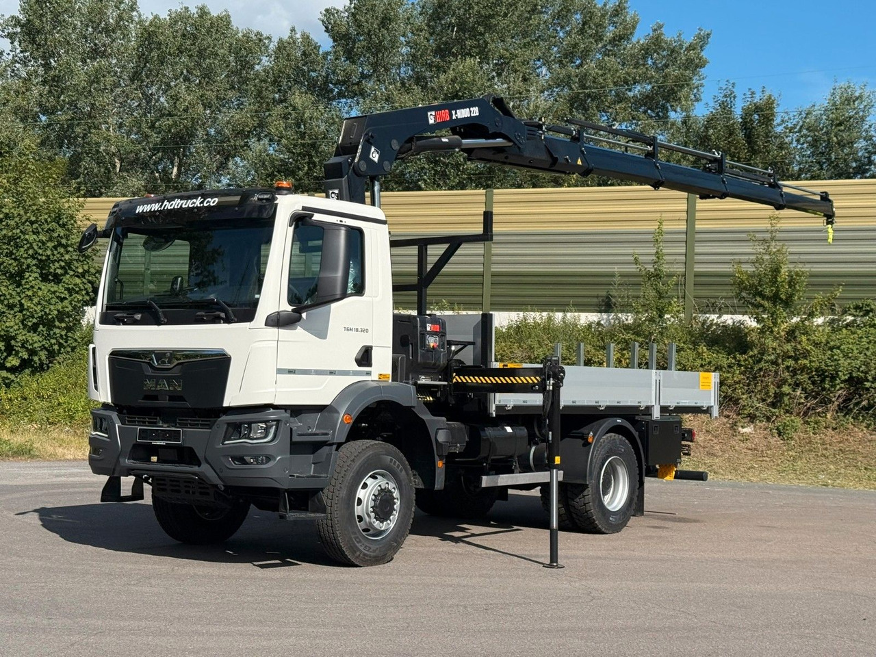 MAN TGM 18.320 4x4 Hiab 228-4 Kran - Crane truck: picture 1 MAN TGM 18.320 4x4 Hiab 228-4 Kran - Crane truck: picture 1