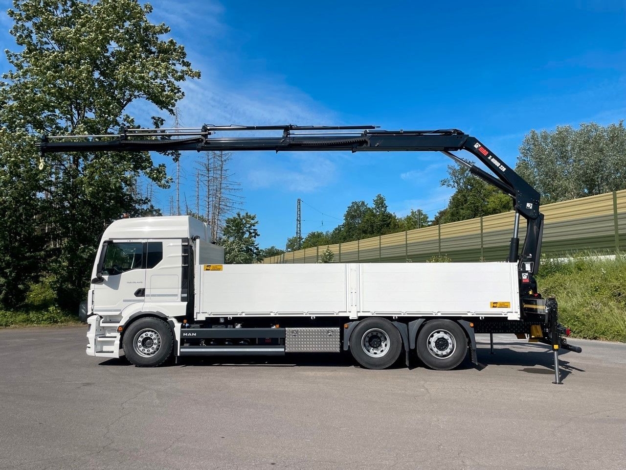 MAN TGS 26.480 6X2 Euro6 Retarder HIAB 228 - 4 - Crane truck: picture 3 MAN TGS 26.480 6X2 Euro6 Retarder HIAB 228 - 4 - Crane truck: picture 3