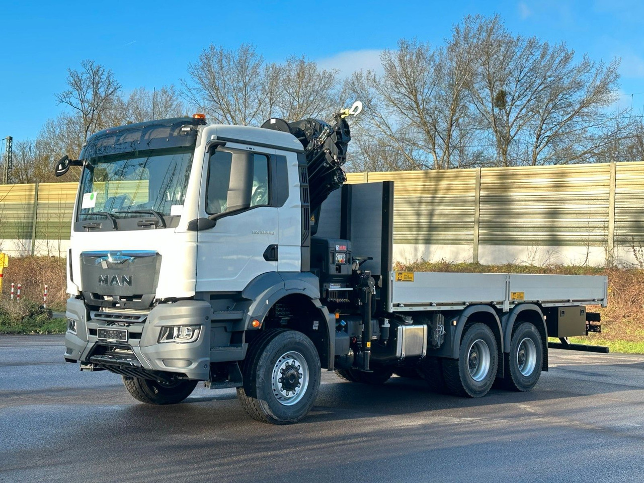 MAN TGS 33.440 6x6 Kran HIAB 228-6 - Dropside/ Flatbed truck, Crane truck: picture 3 MAN TGS 33.440 6x6 Kran HIAB 228-6 - Dropside/ Flatbed truck, Crane truck: picture 3