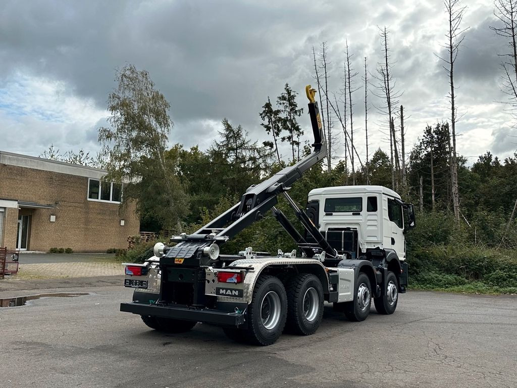 MAN TGS 41.440 8x4 Euro6e Hyva 26-55 Abrollkipper - Hook lift truck: picture 5 MAN TGS 41.440 8x4 Euro6e Hyva 26-55 Abrollkipper - Hook lift truck: picture 5