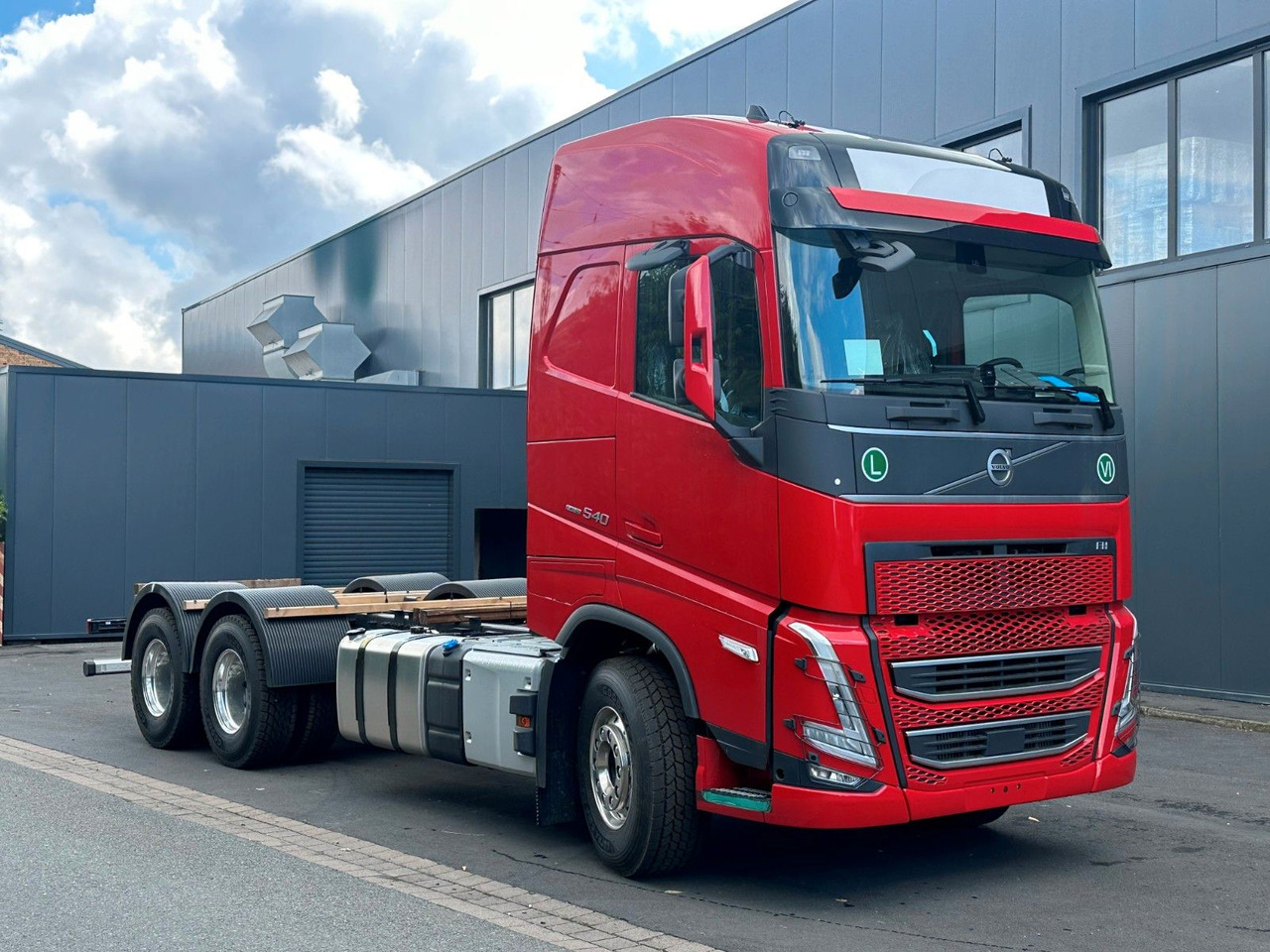 Volvo FH 540 6x4 - Cab chassis truck: picture 3 Volvo FH 540 6x4 - Cab chassis truck: picture 3