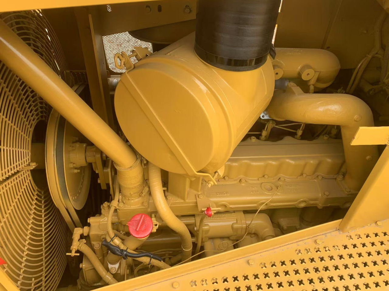 Bulldozer CATERPILLAR D8R: picture 6 Bulldozer CATERPILLAR D8R: picture 6