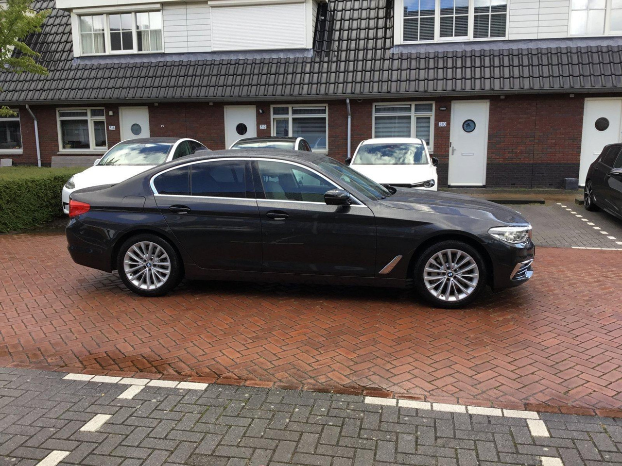 BMW | 5-serie | 530e iPerformance eDrive Edition | 2019 | 94.911 km | G536NX | Automaat | Logisch - Sedan: picture 2 BMW | 5-serie | 530e iPerformance eDrive Edition | 2019 | 94.911 km | G536NX | Automaat | Logisch - Sedan: picture 2