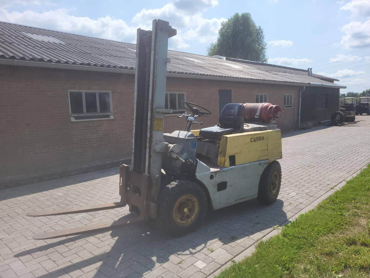 Clark CY40 Heftruck LPG - LPG forklift: picture 1 Clark CY40 Heftruck LPG - LPG forklift: picture 1